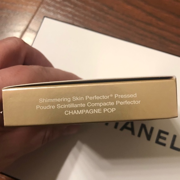 BECCA-Champagne POP - Picture 8 of 8